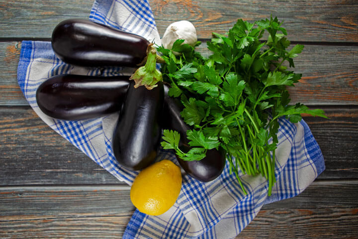 Greek Roasted Eggplant Dip - Melitzanosalata Ingredients